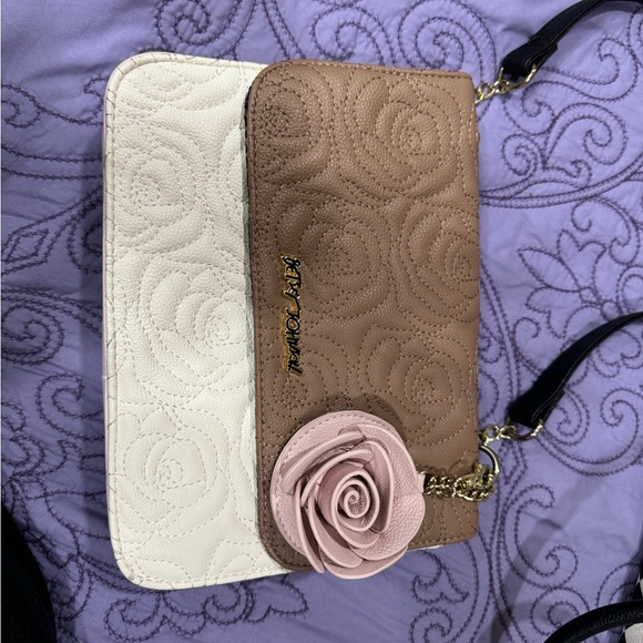 Betsy Johnson tote Crossbody and wallet - Picture 11 of 16